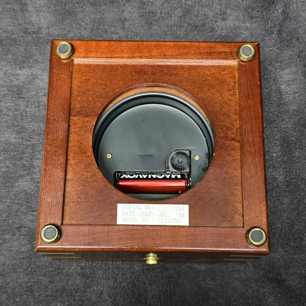 Montreux Quartz Clock In Dark Wooden Box CL137N2